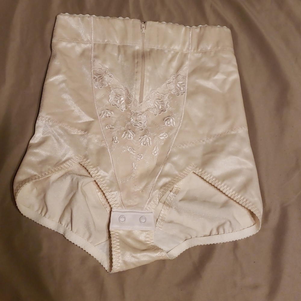 Girdle panties
